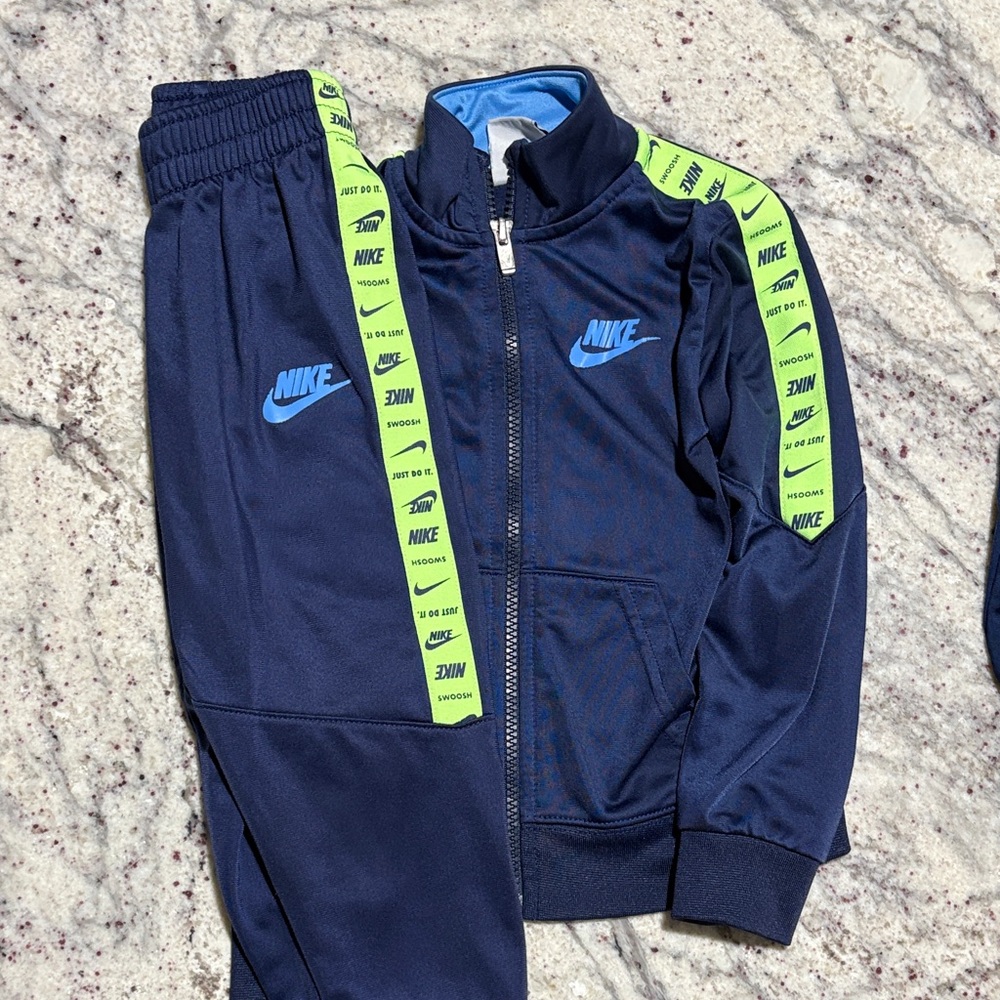 Nike Kids Navy Jogger Sets - Picture 2 of 7